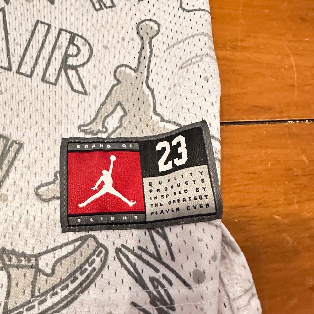 Nike Air Jordan 23 Kids XL Basketball‎ Jersey White All Over Print Mesh Tank - Picture 3 of 7